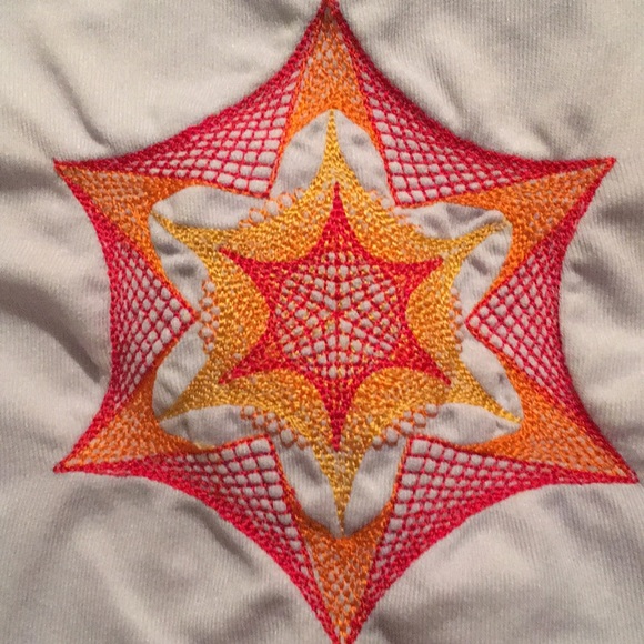 Vintage 90’s tank. Super cute retro!!! - Picture 2 of 7